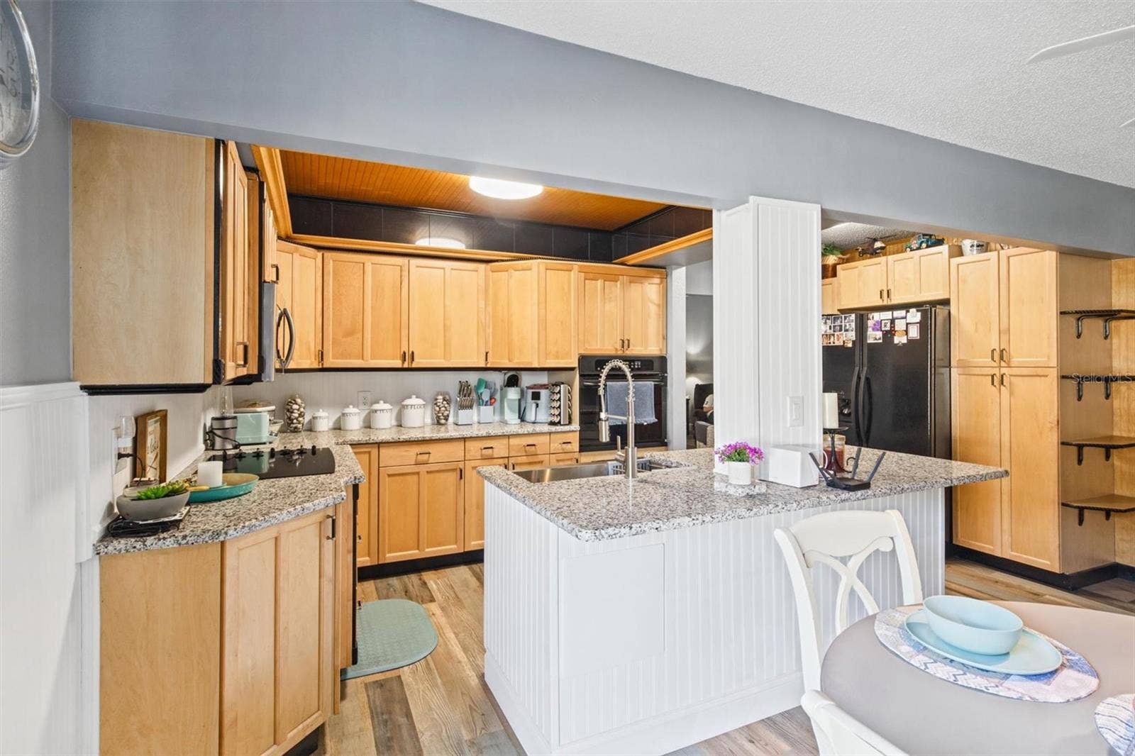 273 MARIPOSA STREET, Winter Haven, FL 33884 Island Kitchen - Updated Cabinets