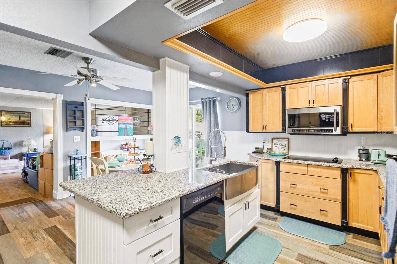 273 MARIPOSA STREET, Winter Haven, FL 33884 Kitchen
