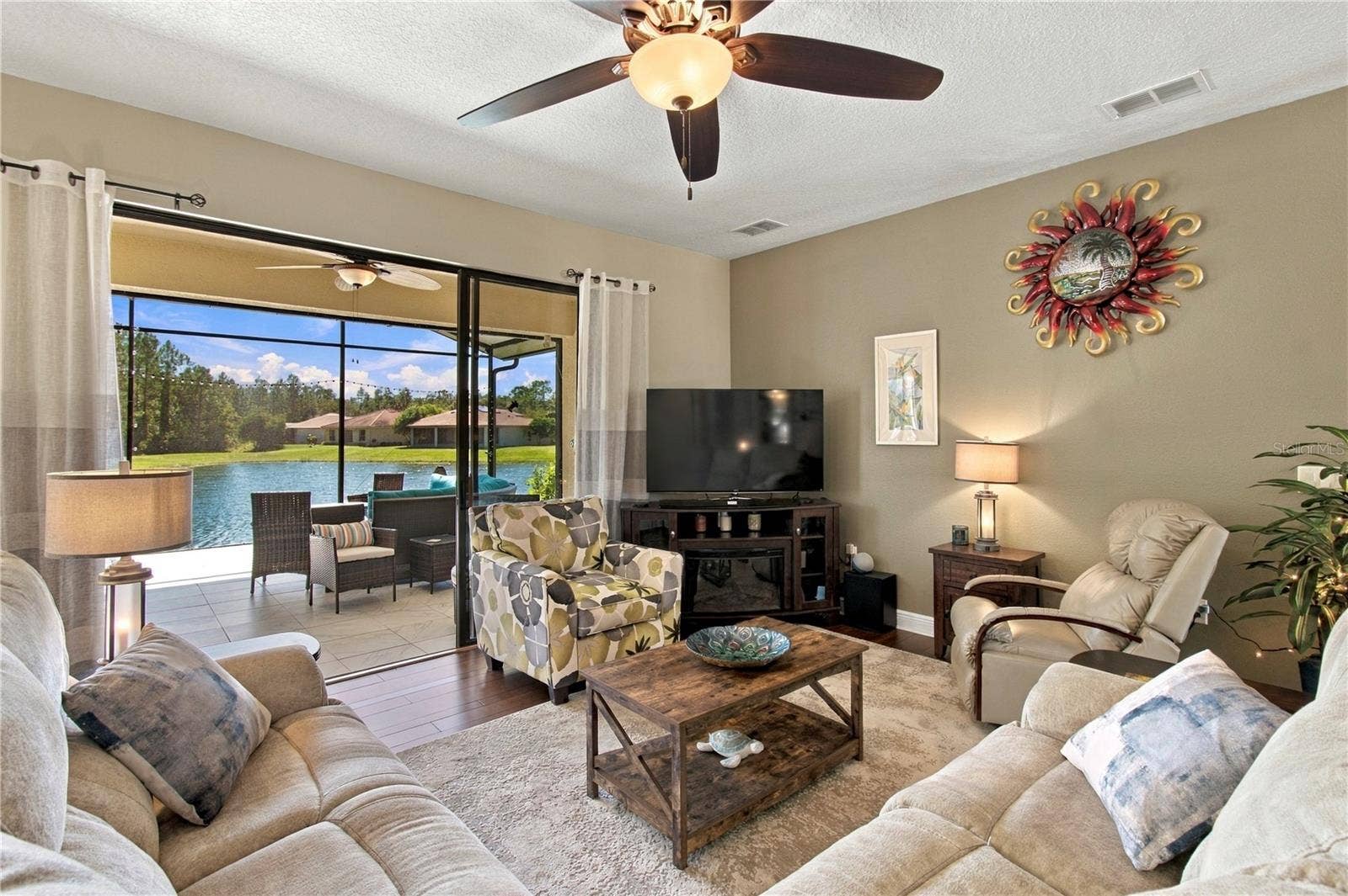318 LA JOLLA LN, Kissimmee, FL 34759