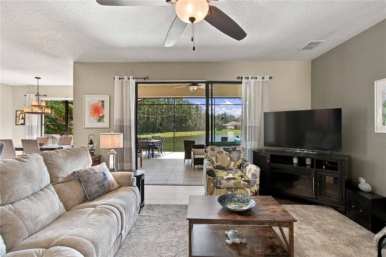 SLIDERS TO ENCLOSED LANAI