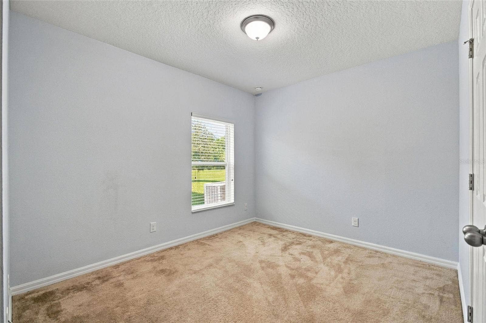 625 OGELTHORPE DR, Davenport, FL 33897 625 OGELTHORPE DR, Davenport, FL 33897