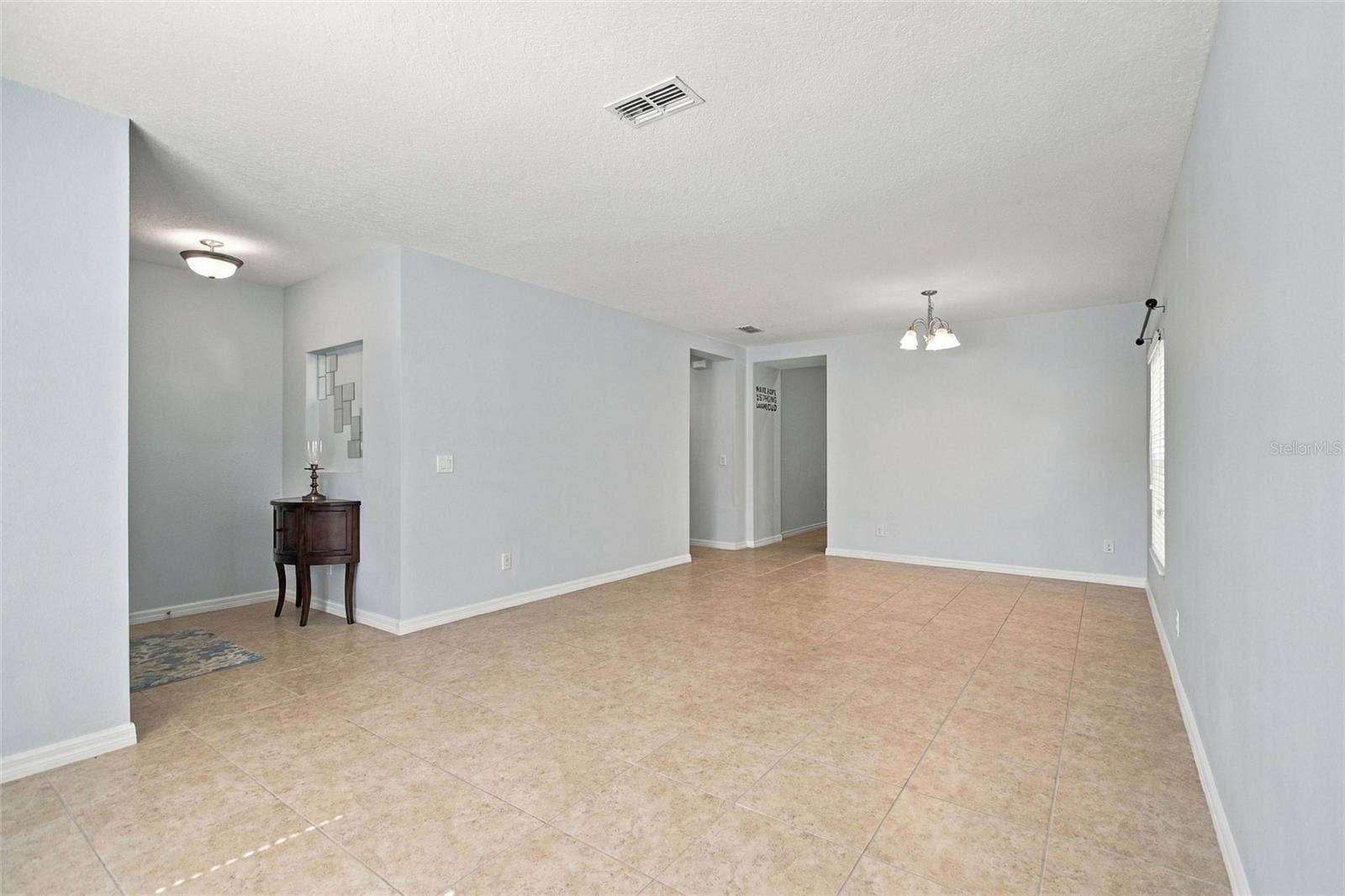 625 OGELTHORPE DR, Davenport, FL 33897 625 OGELTHORPE DR, Davenport, FL 33897