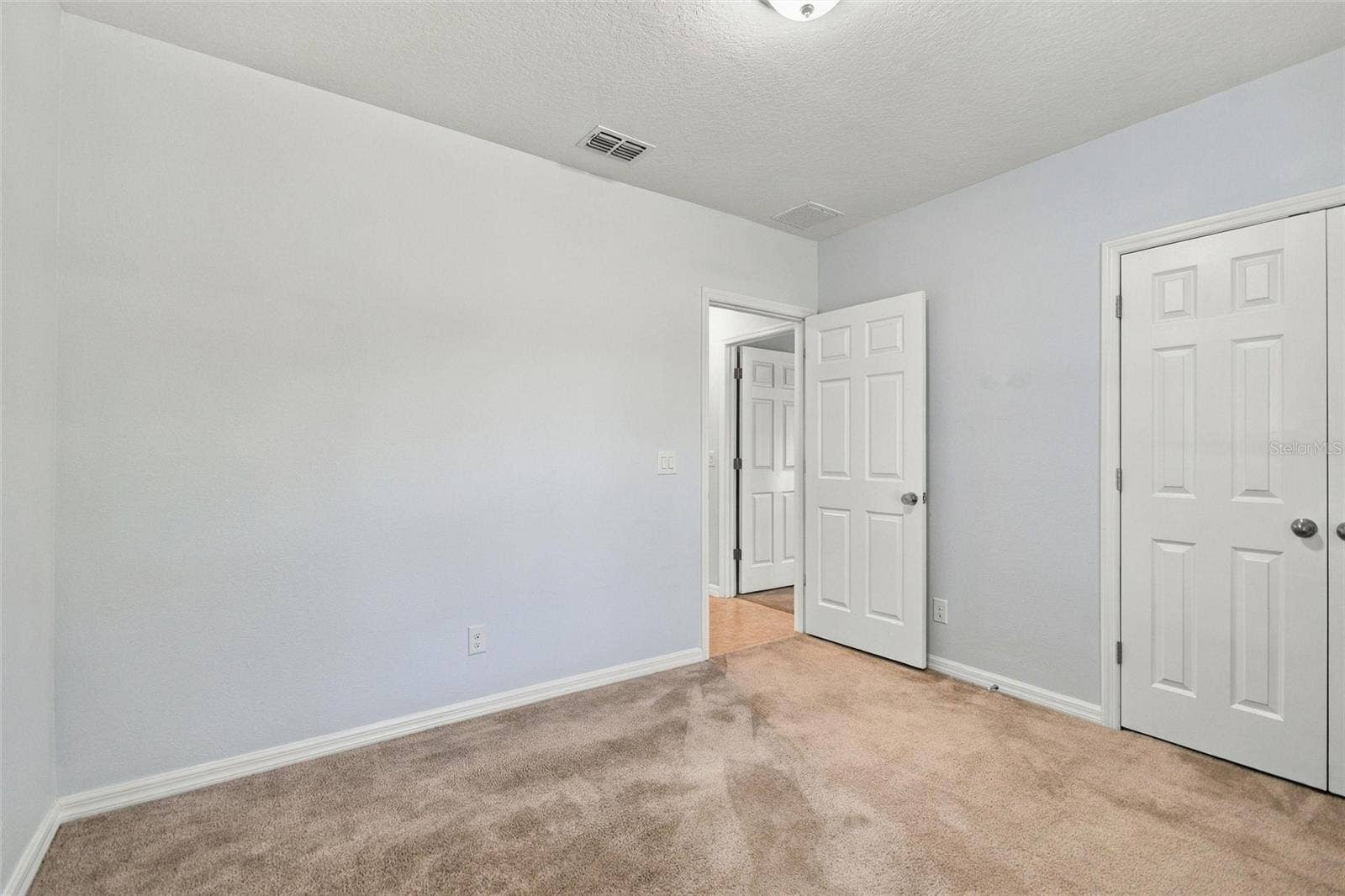 625 OGELTHORPE DR, Davenport, FL 33897 625 OGELTHORPE DR, Davenport, FL 33897