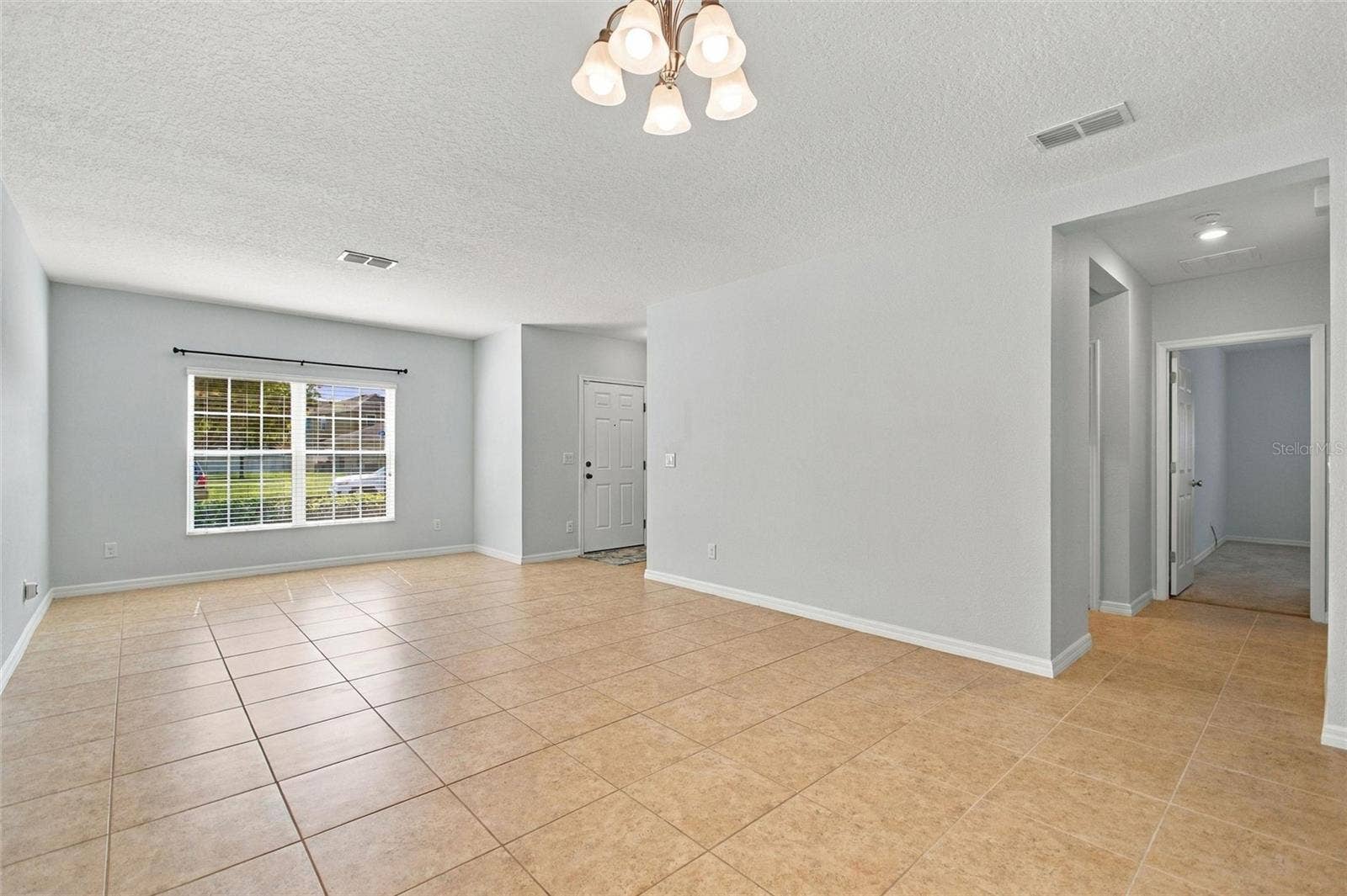 625 OGELTHORPE DR, Davenport, FL 33897 625 OGELTHORPE DR, Davenport, FL 33897