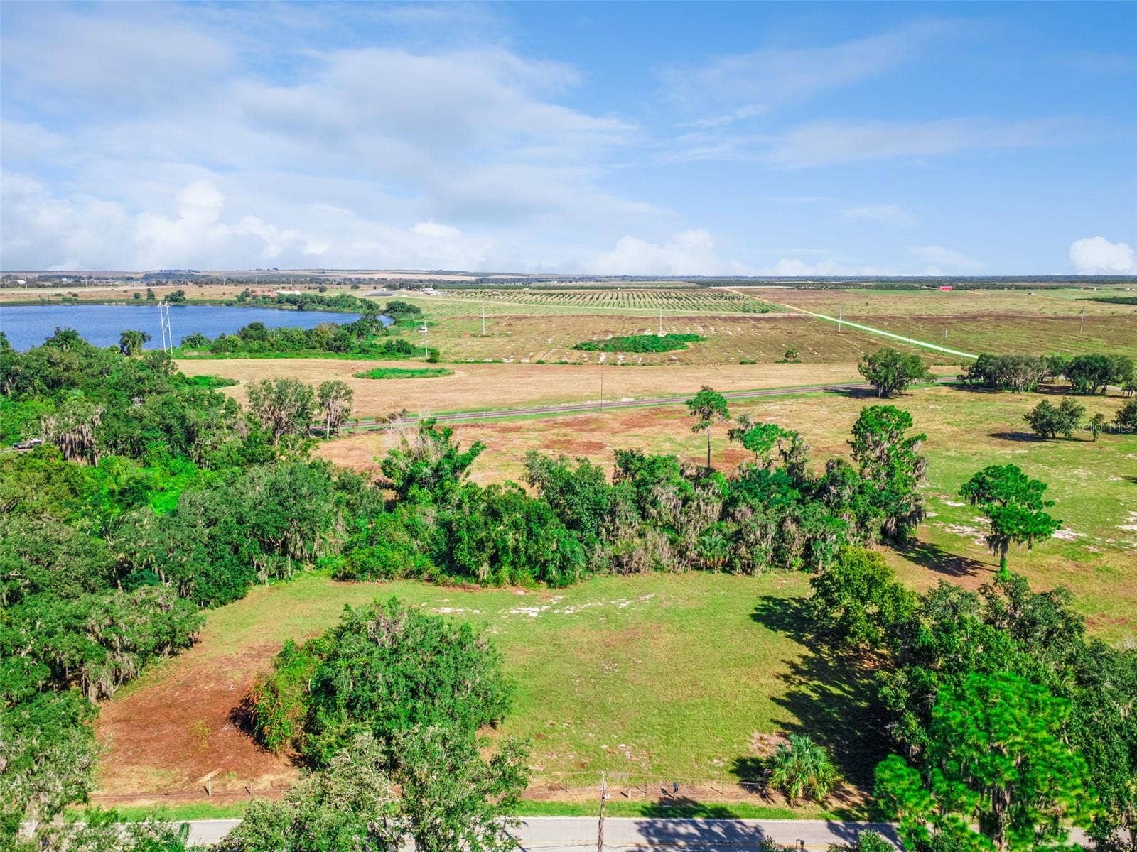 742 N LAKE REEDY BOULEVARD, Frostproof, FL 33843 742 N LAKE REEDY BOULEVARD, Frostproof, FL 33843