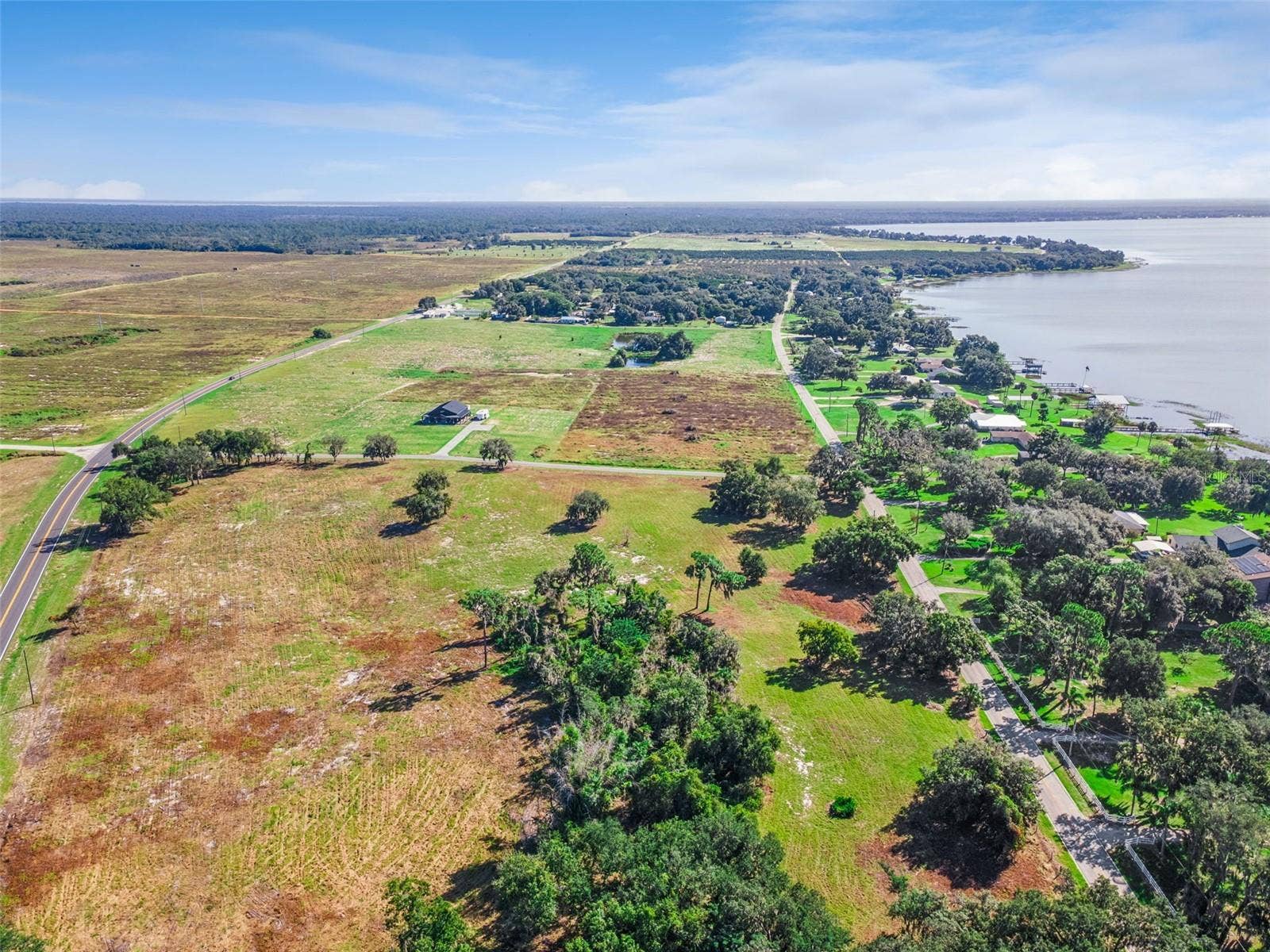 742 N LAKE REEDY BOULEVARD, Frostproof, FL 33843 742 N LAKE REEDY BOULEVARD, Frostproof, FL 33843