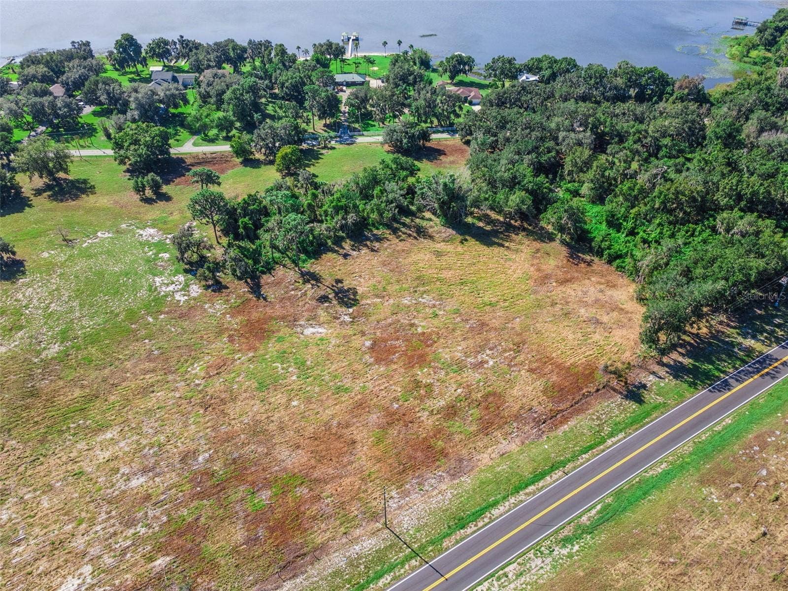 742 N LAKE REEDY BOULEVARD, Frostproof, FL 33843 742 N LAKE REEDY BOULEVARD, Frostproof, FL 33843