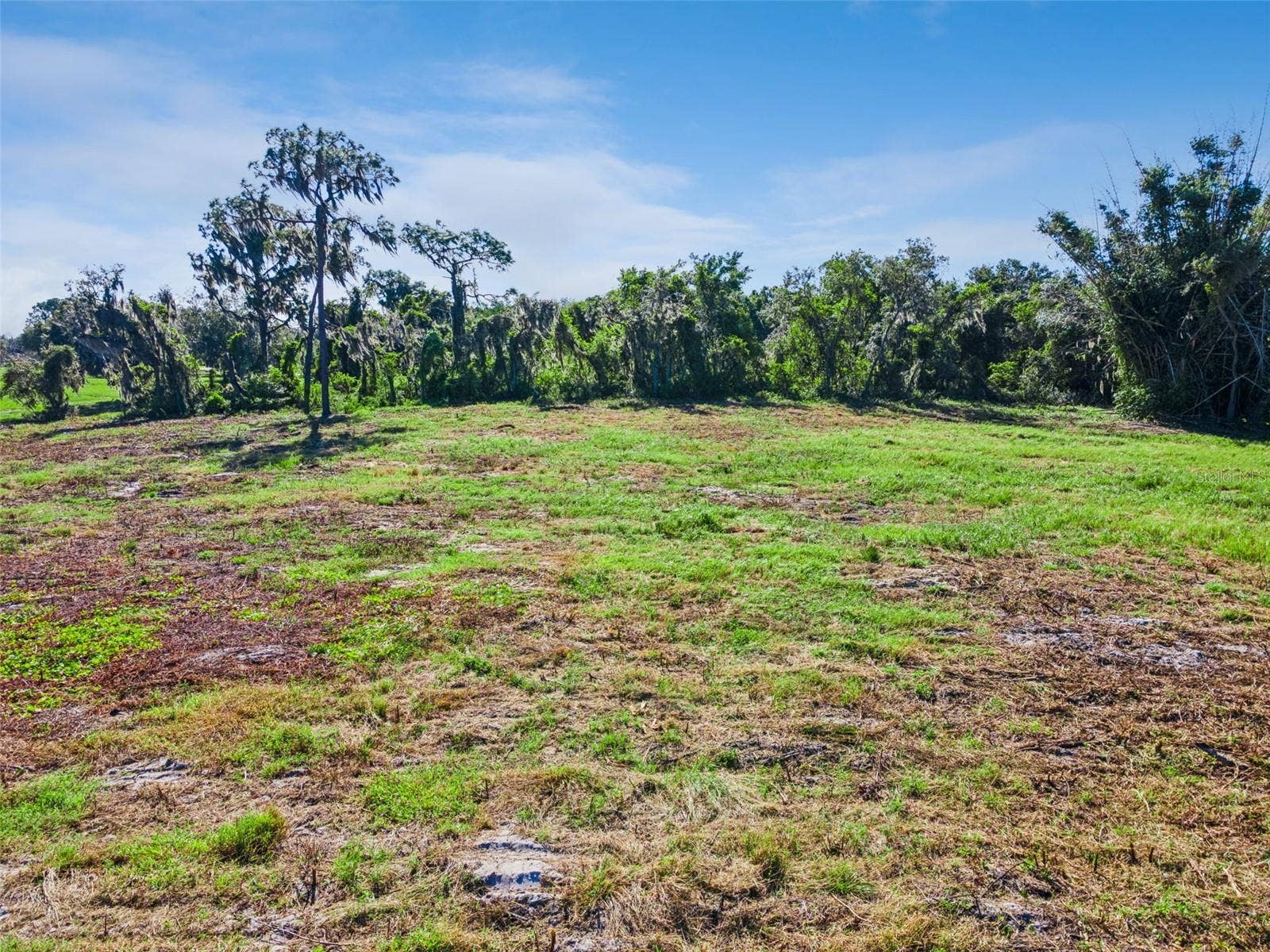 742 N LAKE REEDY BOULEVARD, Frostproof, FL 33843 742 N LAKE REEDY BOULEVARD, Frostproof, FL 33843