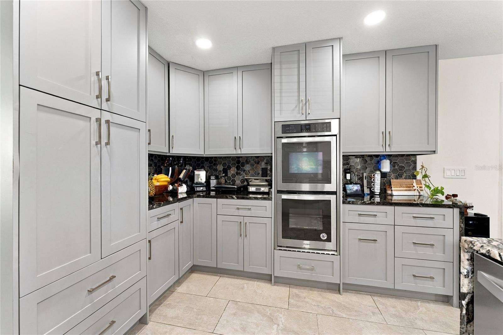 1418 OVERDALE STREET, Orlando, FL 32825 Kitchen