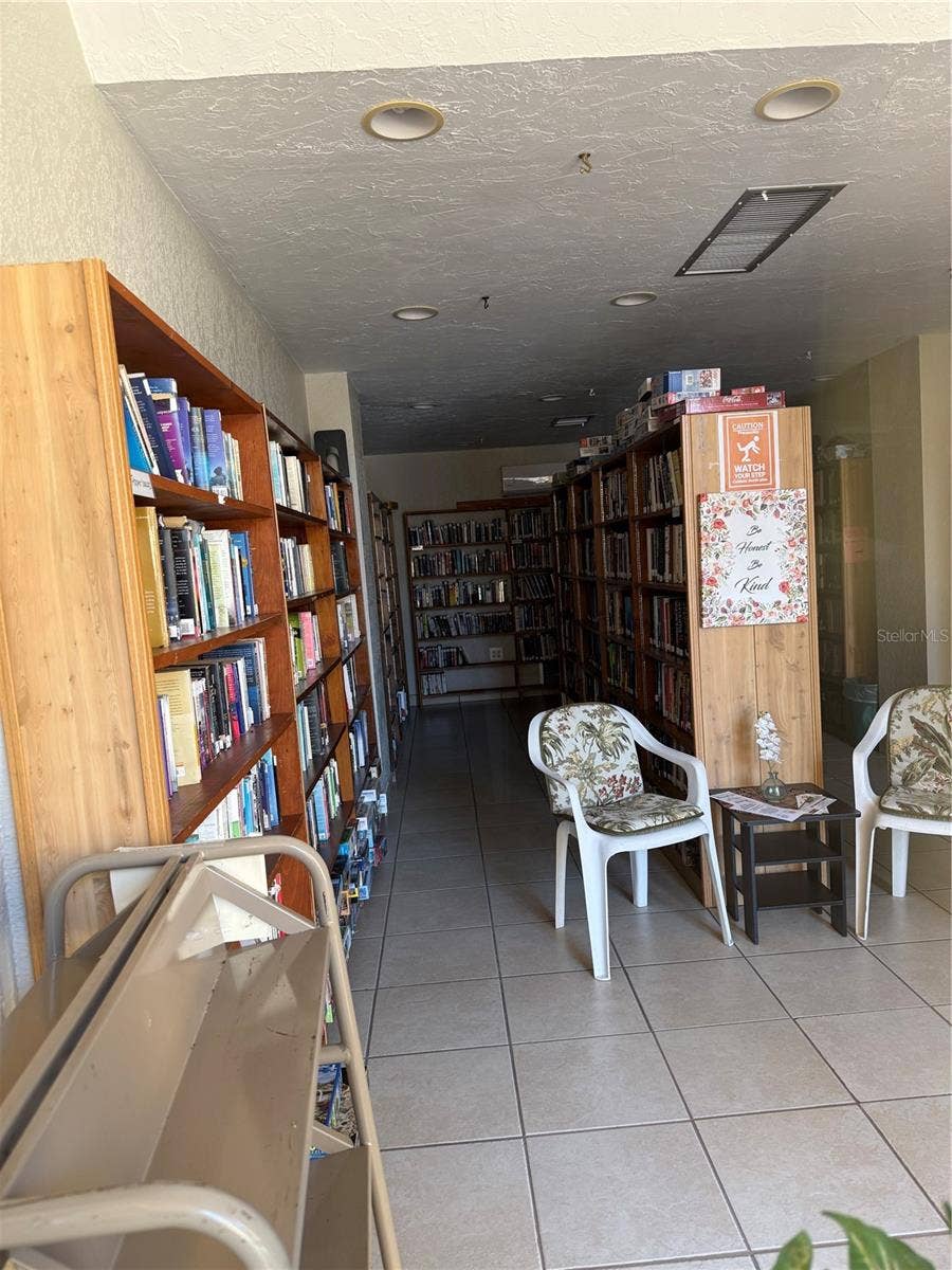 3031 CLUB CIRCLE, Lake Wales, FL 33854 Library