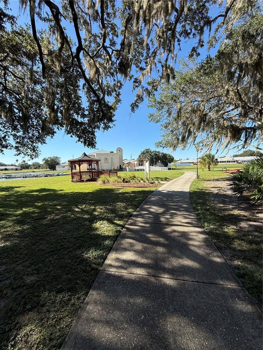 3031 CLUB CIRCLE, Lake Wales, FL 33854 Shaded Outdoor Area