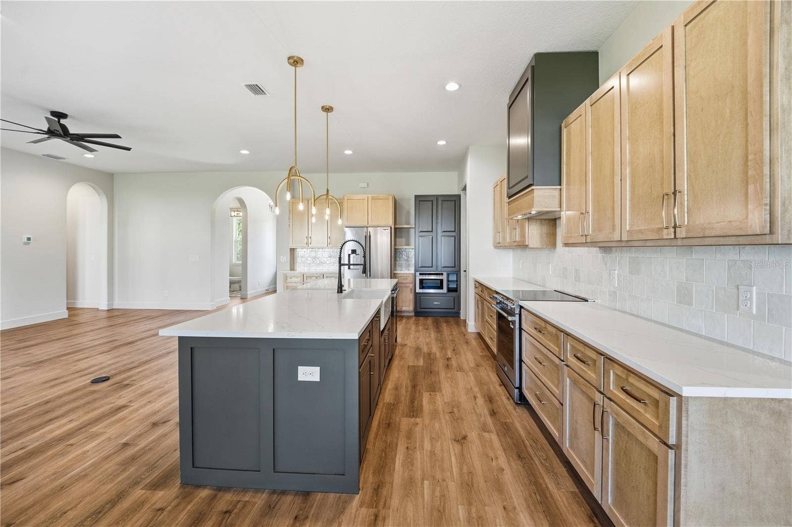 2024 MCMICHEAL RD, St Cloud, FL 34771