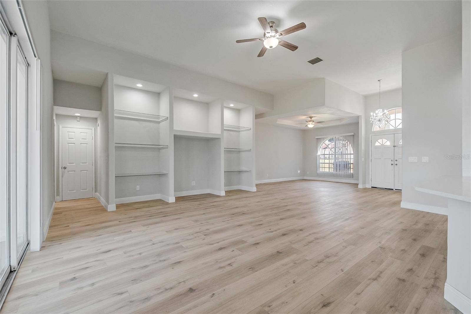 11614 LAKE KATHERINE CIRCLE, Clermont, FL 34711 11614 LAKE KATHERINE CIRCLE, Clermont, FL 34711