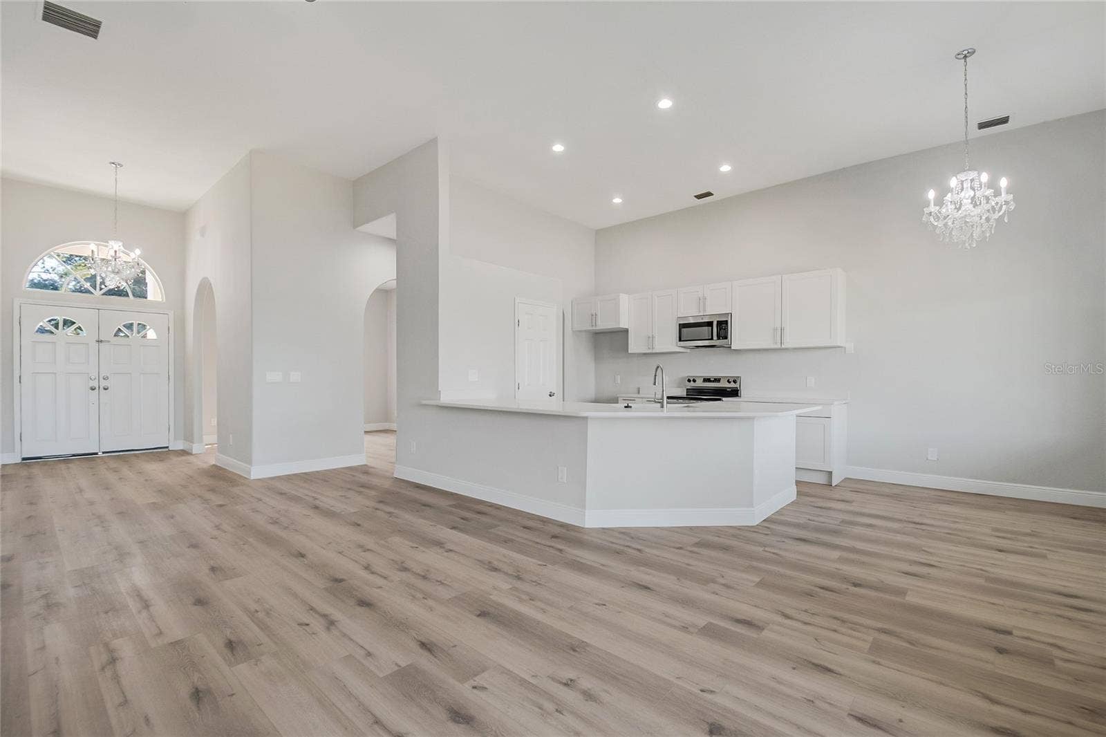 11614 LAKE KATHERINE CIRCLE, Clermont, FL 34711 11614 LAKE KATHERINE CIRCLE, Clermont, FL 34711