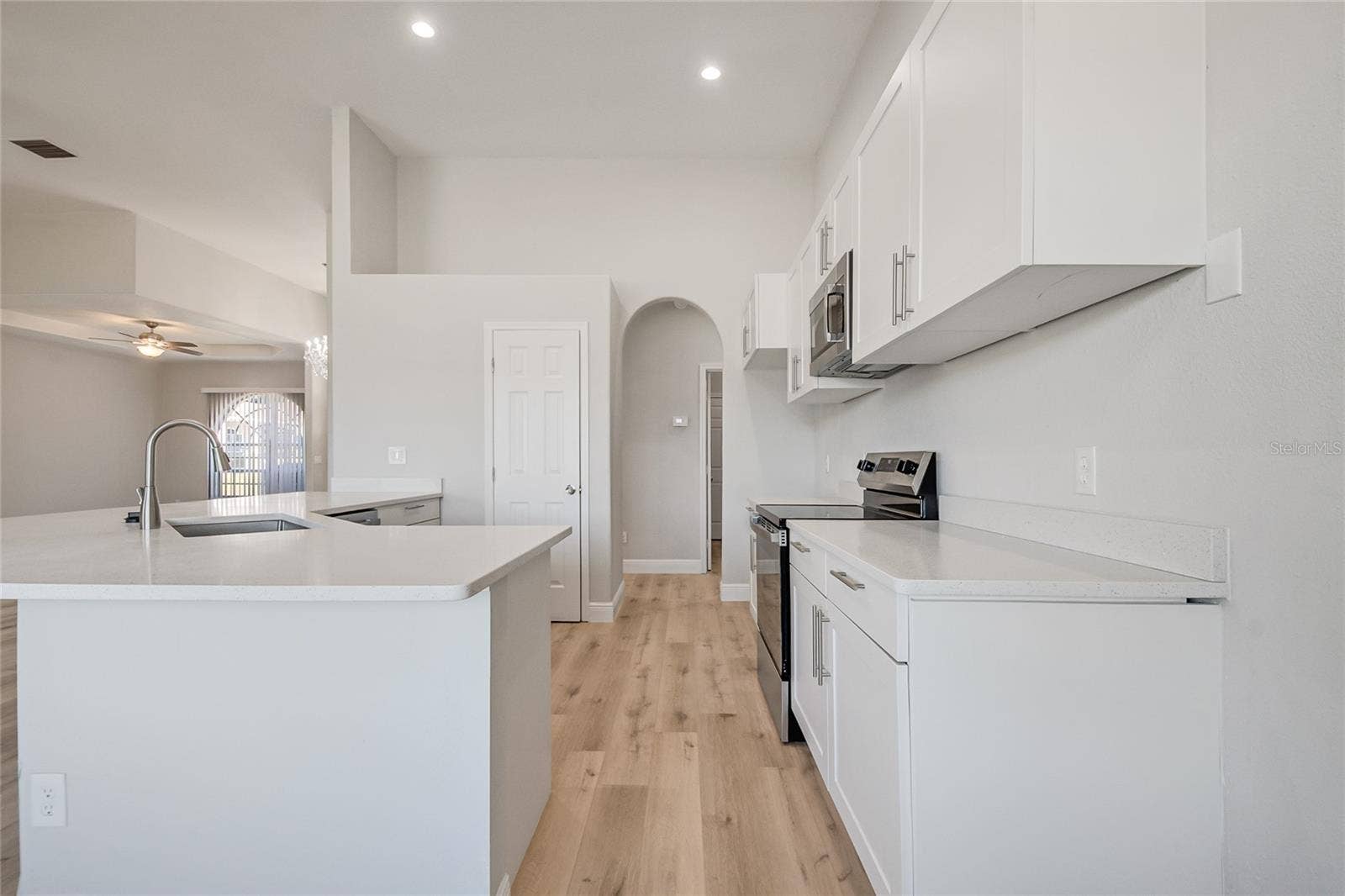11614 LAKE KATHERINE CIRCLE, Clermont, FL 34711 11614 LAKE KATHERINE CIRCLE, Clermont, FL 34711