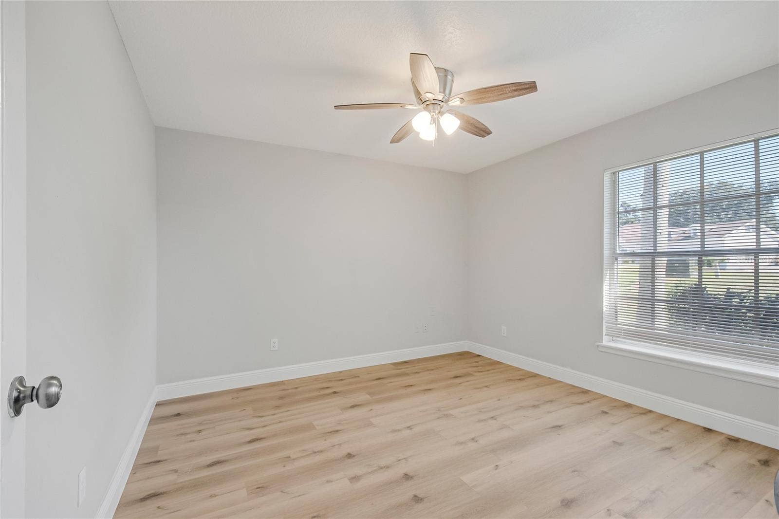 11614 LAKE KATHERINE CIRCLE, Clermont, FL 34711 11614 LAKE KATHERINE CIRCLE, Clermont, FL 34711