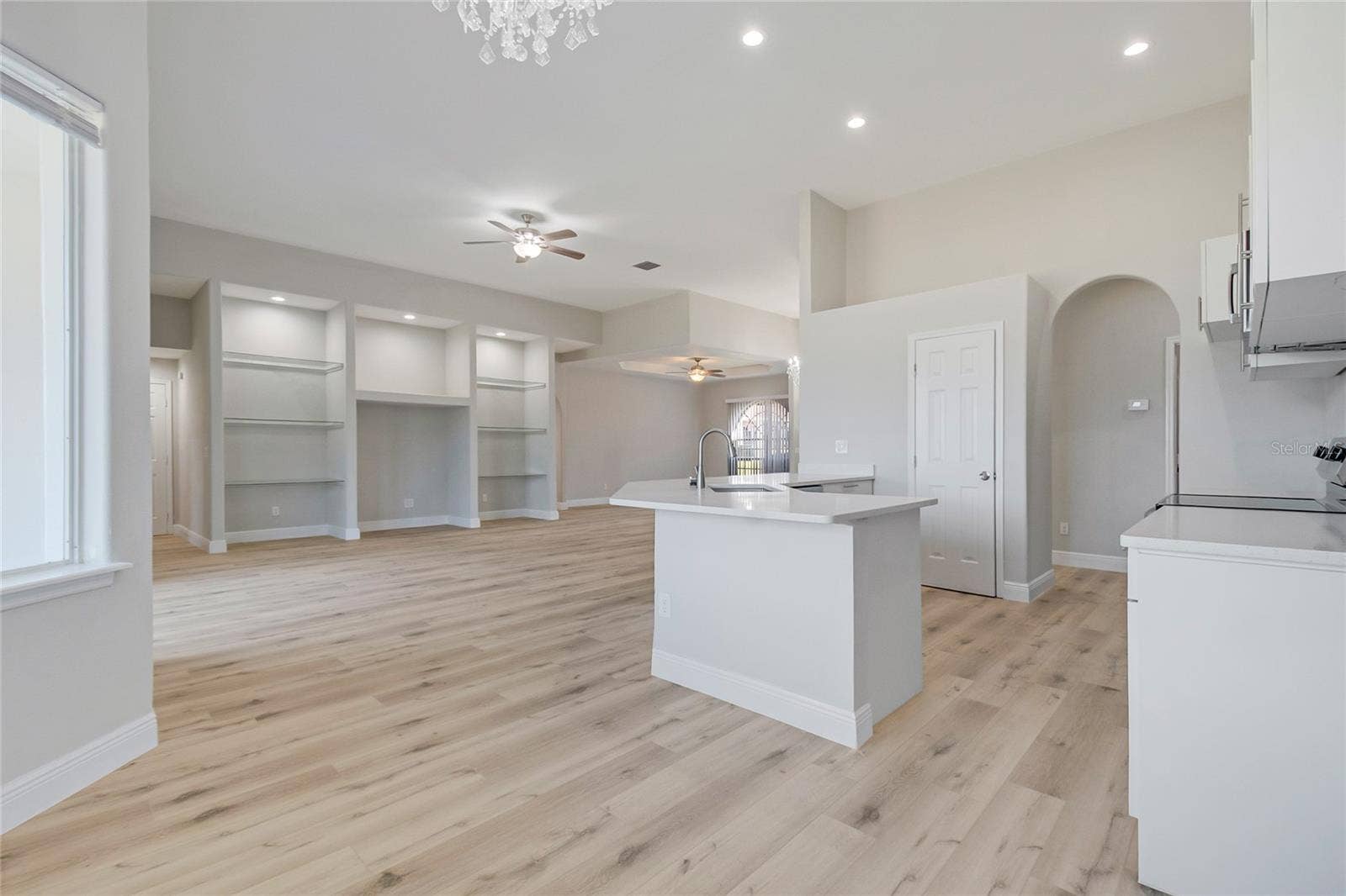 11614 LAKE KATHERINE CIRCLE, Clermont, FL 34711 11614 LAKE KATHERINE CIRCLE, Clermont, FL 34711