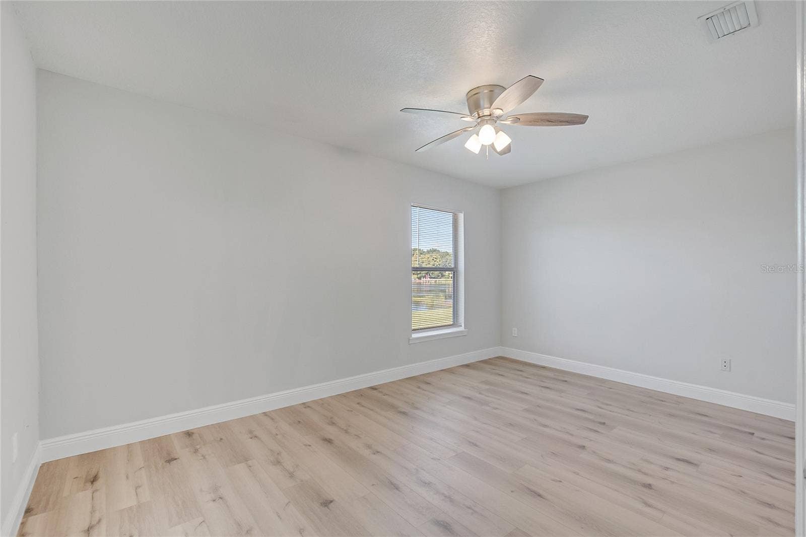11614 LAKE KATHERINE CIRCLE, Clermont, FL 34711 11614 LAKE KATHERINE CIRCLE, Clermont, FL 34711