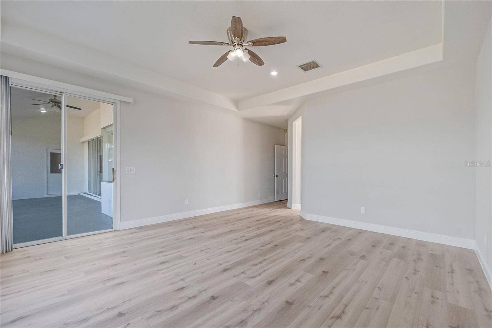 11614 LAKE KATHERINE CIRCLE, Clermont, FL 34711 11614 LAKE KATHERINE CIRCLE, Clermont, FL 34711