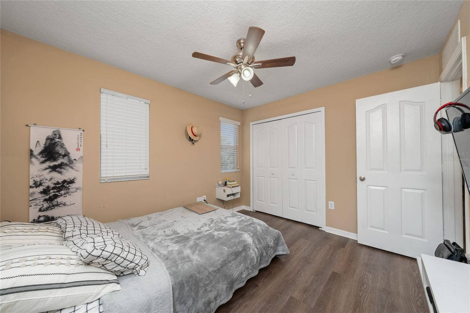 11919 VERRAZANO DRIVE, Orlando, FL 32836 Virtually Staged.