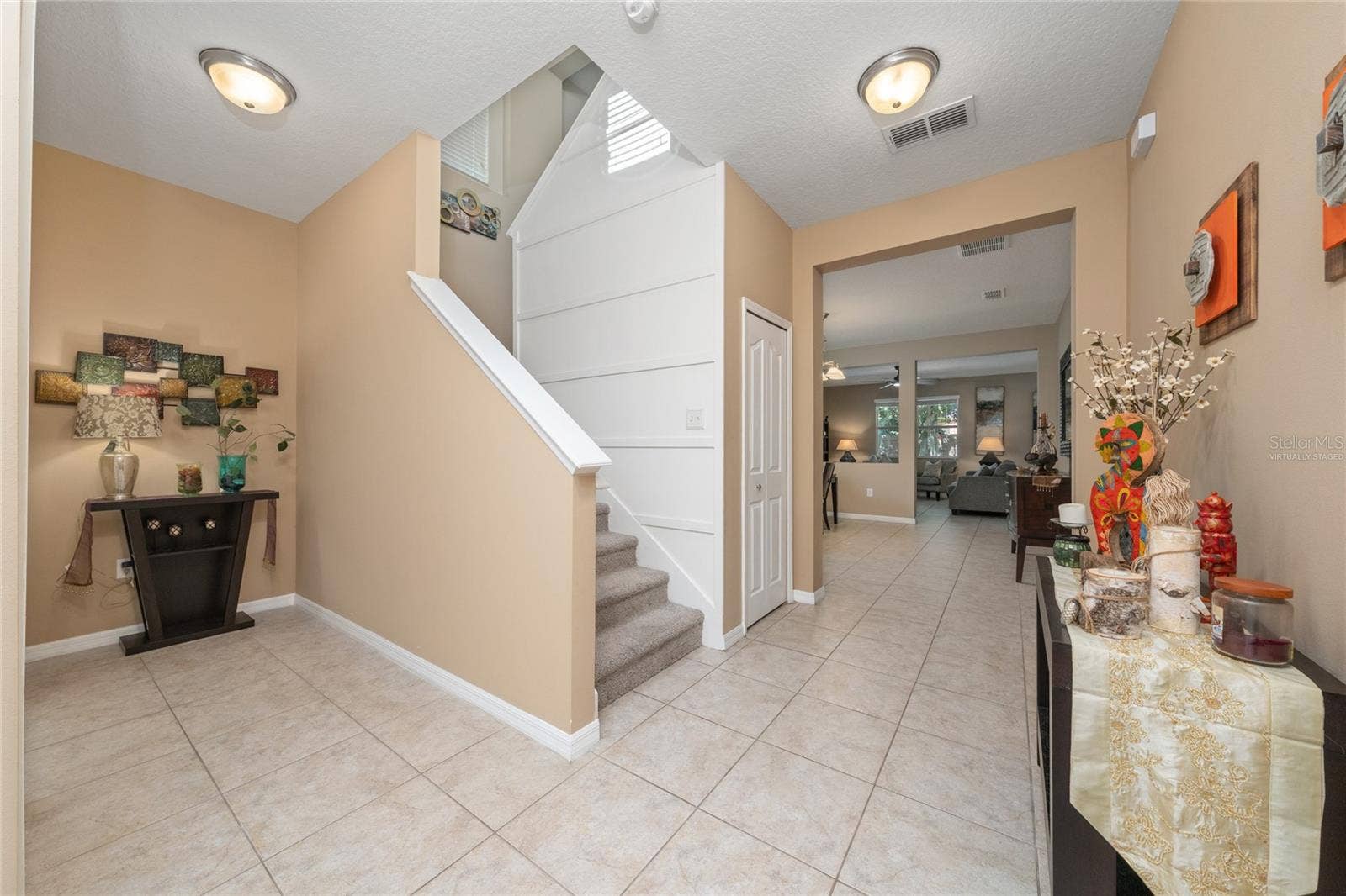 11919 VERRAZANO DRIVE, Orlando, FL 32836 Virtually Staged.