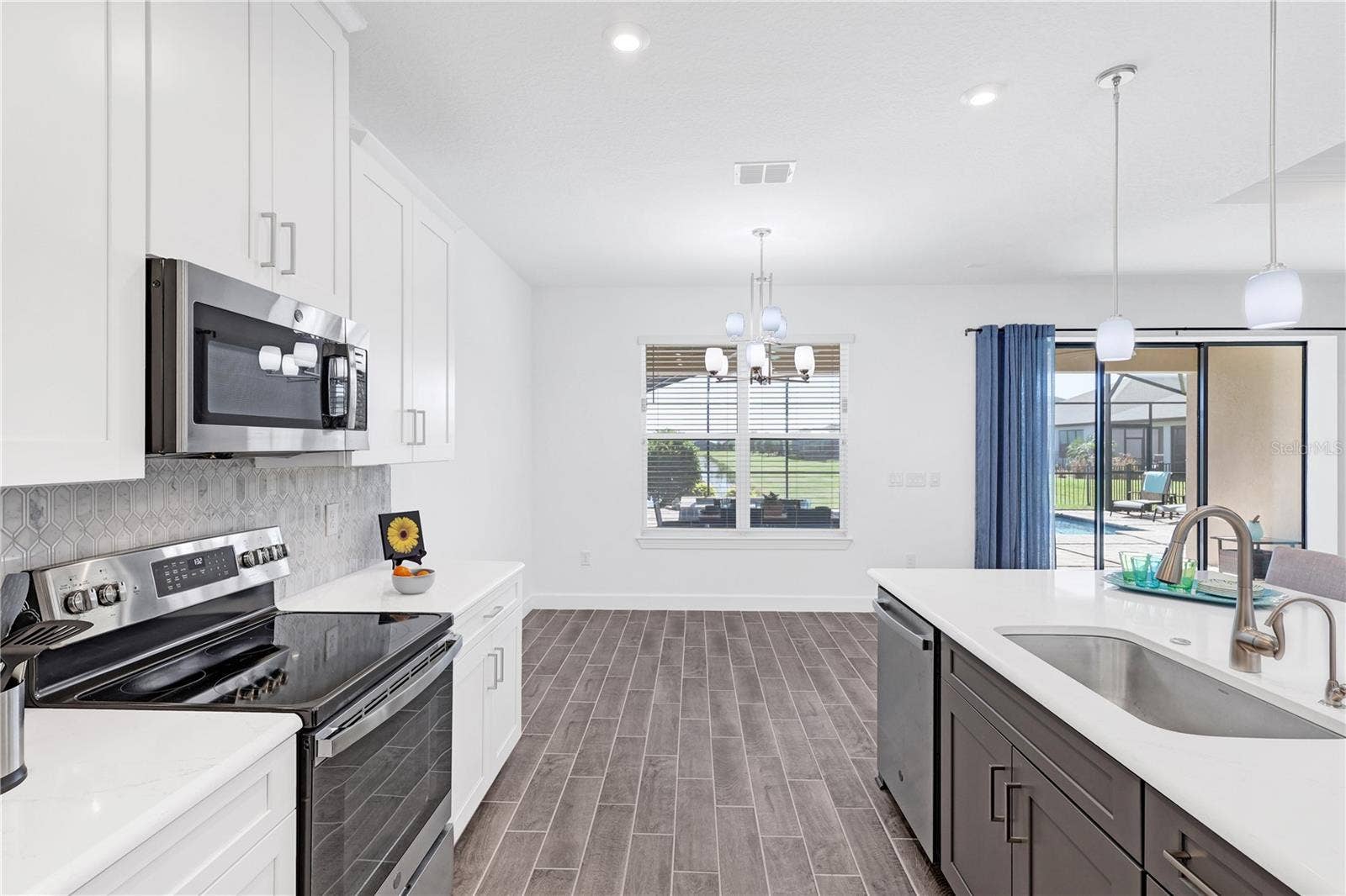 STAINLESS STEEL APPLIANCES