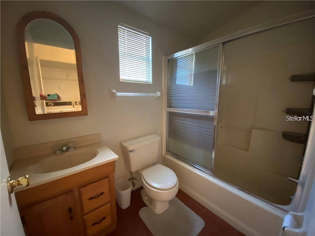 28 FAIRVIEW COURT, Haines City, FL 33844 28 FAIRVIEW COURT, Haines City, FL 33844