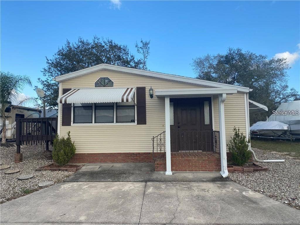 28 FAIRVIEW COURT, Haines City, FL 33844 28 FAIRVIEW COURT, Haines City, FL 33844