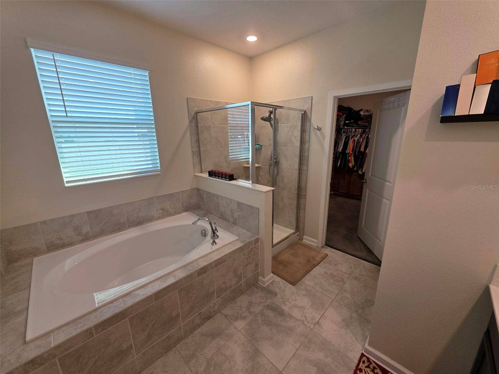 5322 AMERSHAM LANE, St Cloud, FL 34771