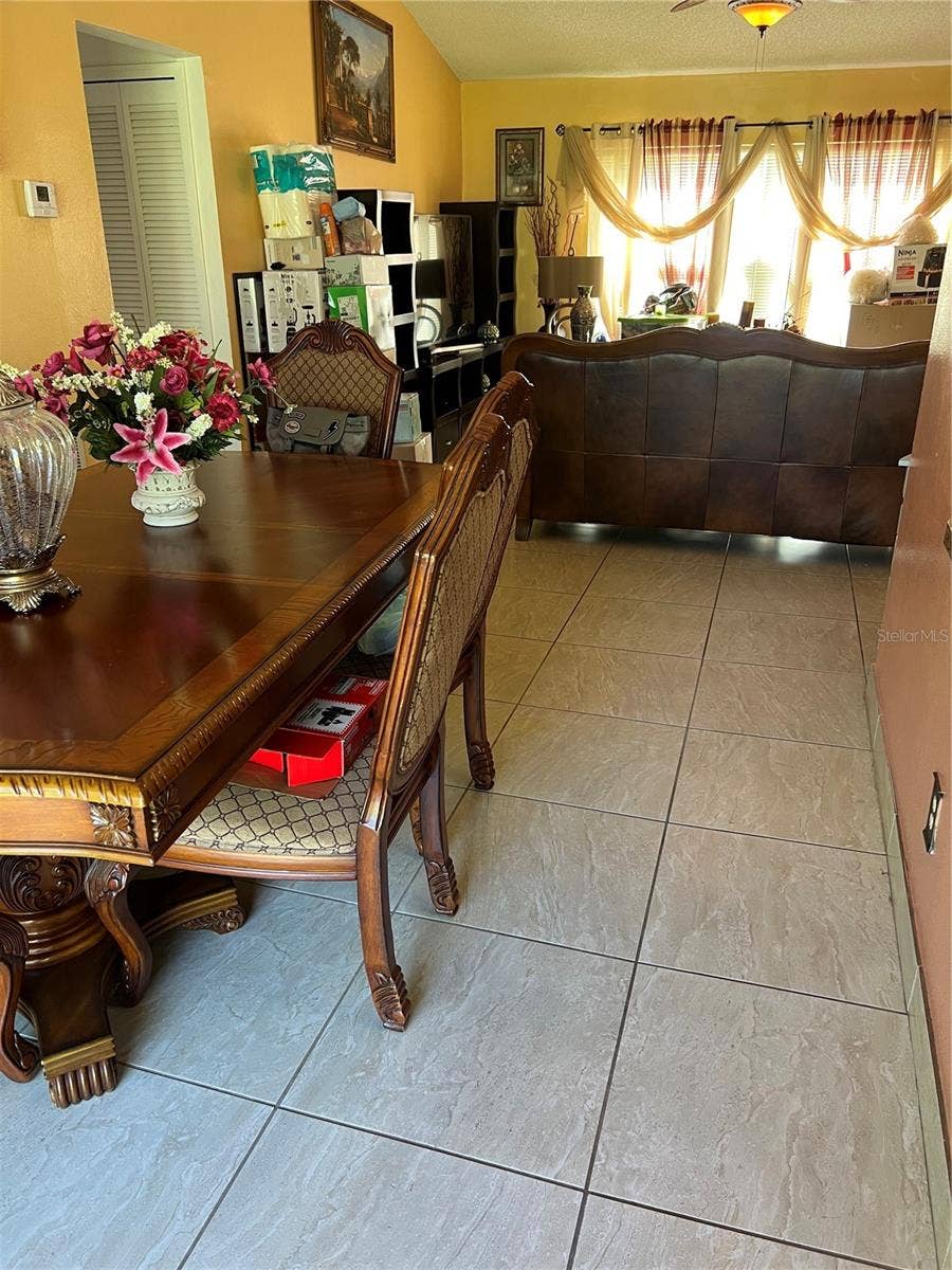 1557 WYMAN CIRCLE, Kissimmee, FL 34744 Dining/Living areas