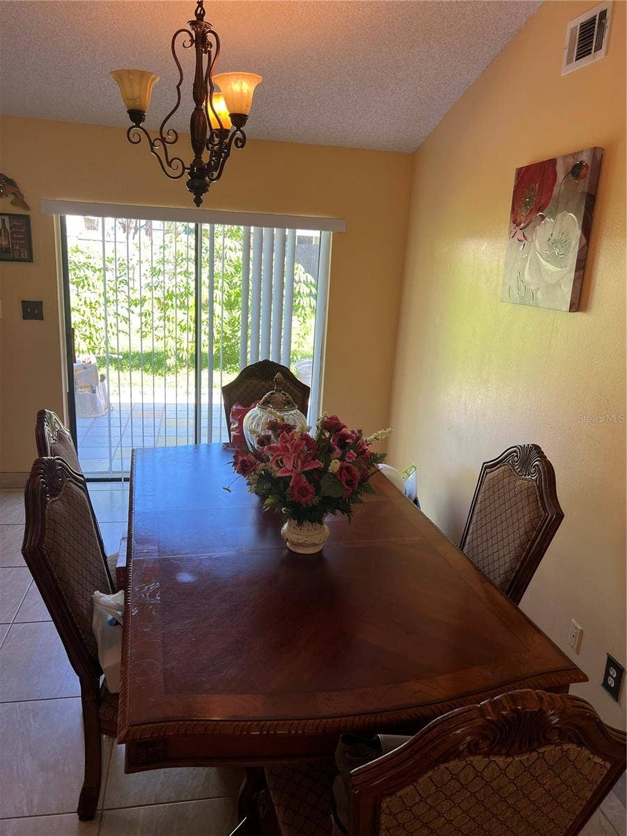 1557 WYMAN CIRCLE, Kissimmee, FL 34744 Dining Area