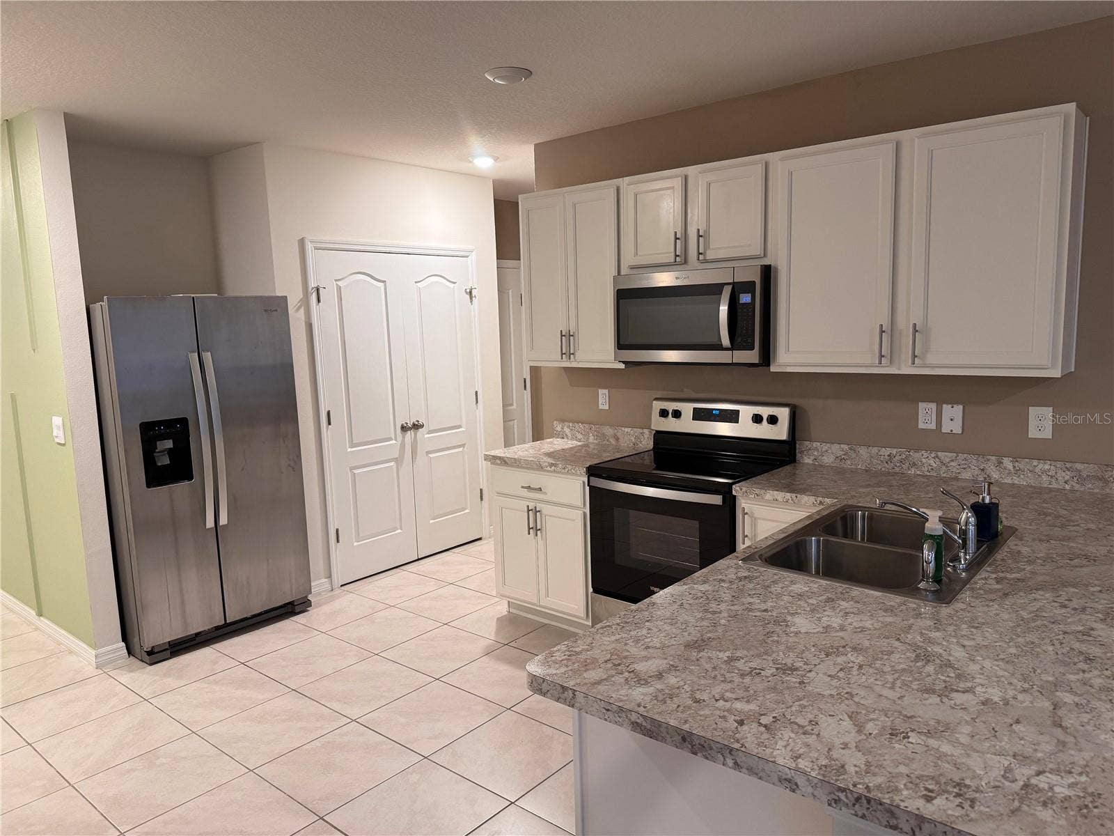 391 BOARDWALK AVENUE, Haines City, FL 33844 391 BOARDWALK AVENUE, Haines City, FL 33844