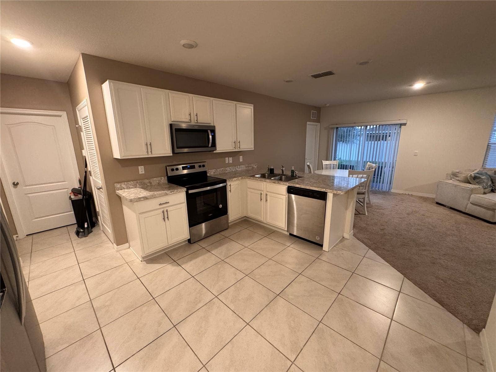 391 BOARDWALK AVENUE, Haines City, FL 33844 391 BOARDWALK AVENUE, Haines City, FL 33844