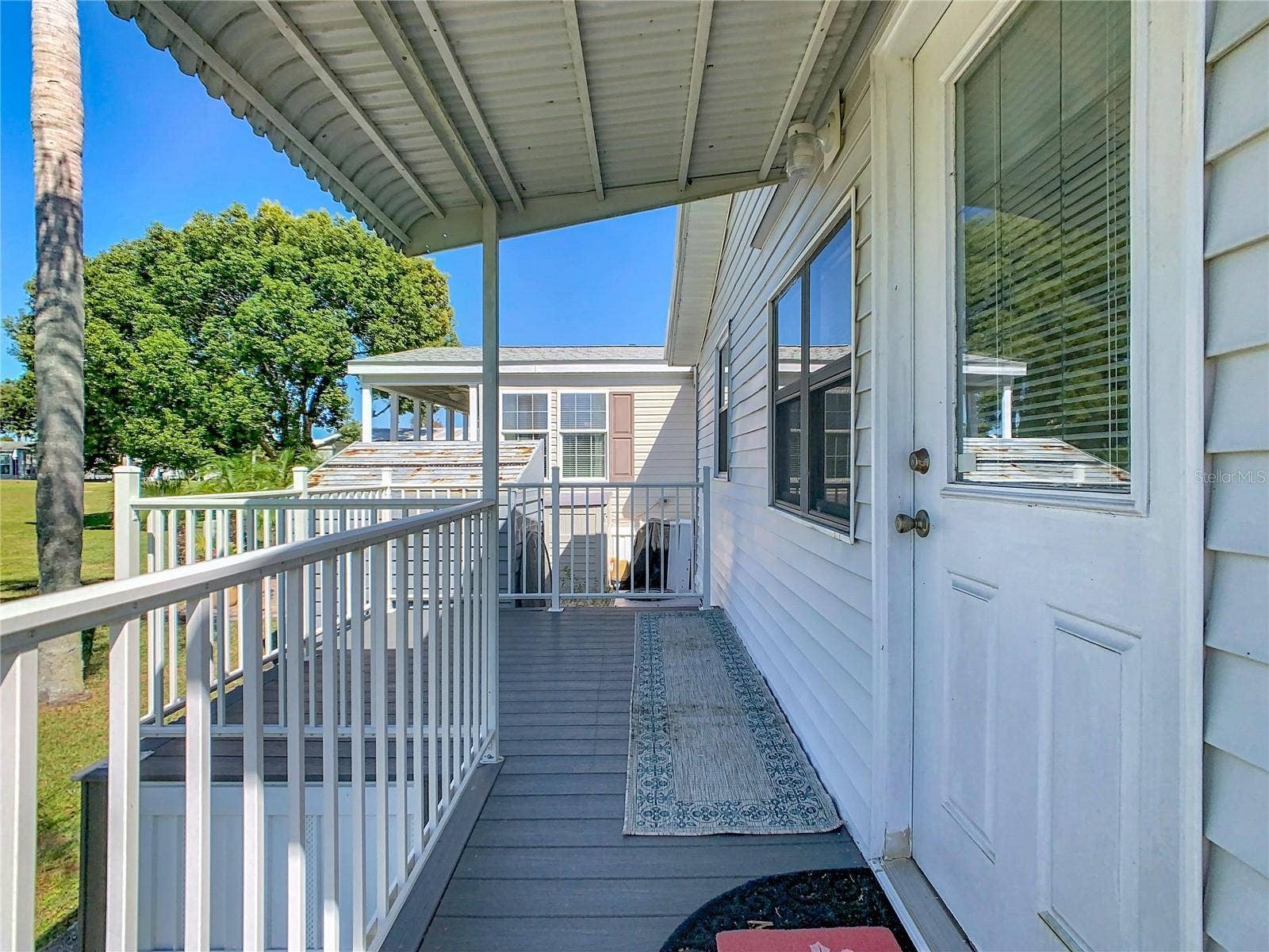9000 US HWY 192, #897, Clermont, FL 34714 Rear Deck
