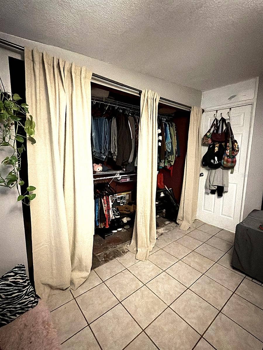 2234 RUTLEGE AVE, Orlando, FL 32817 2234 RUTLEGE AVE, Orlando, FL 32817