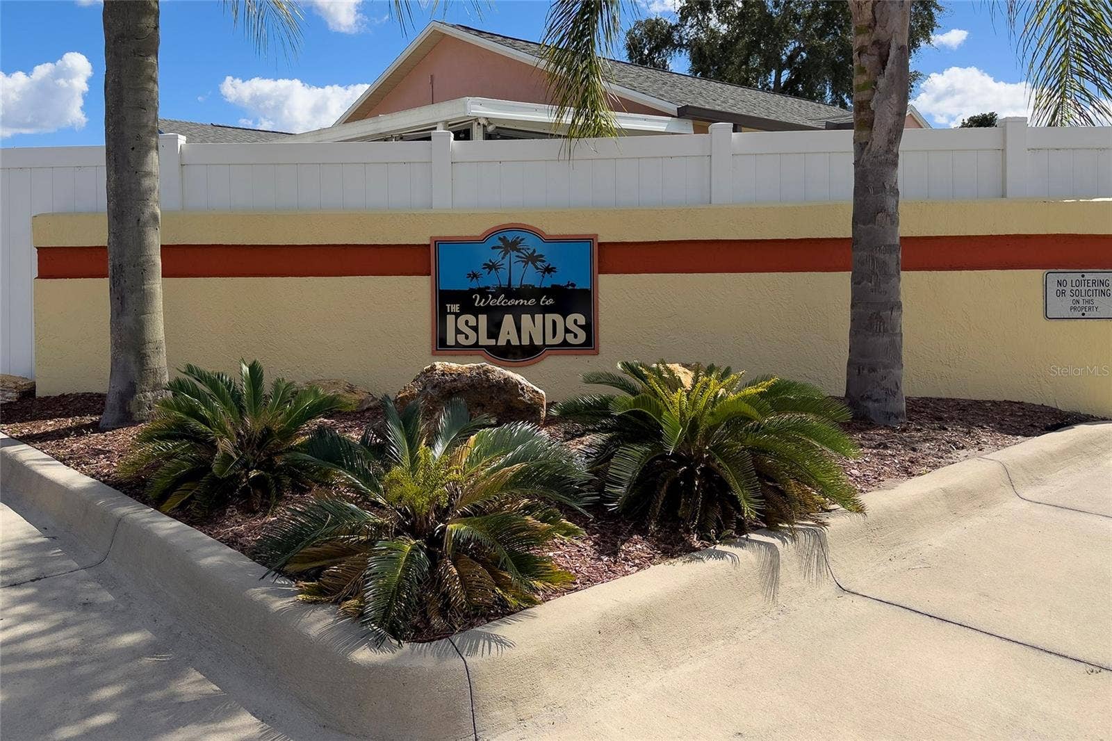 2062 TROPIC BAY COURT, Orlando, FL 32807 2062 TROPIC BAY COURT, Orlando, FL 32807