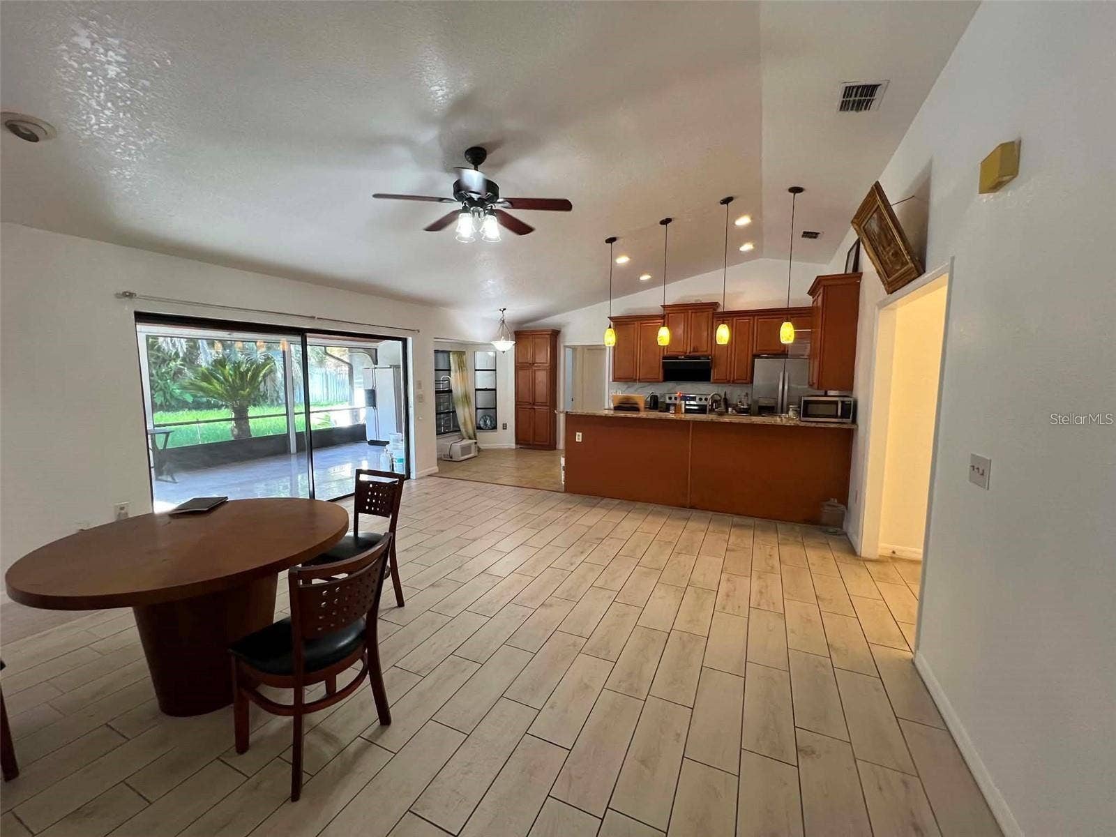 8936 ROSE HILL DRIVE, Orlando, FL 32818 8936 ROSE HILL DRIVE, Orlando, FL 32818