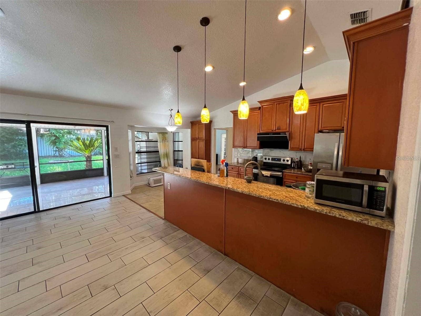 8936 ROSE HILL DRIVE, Orlando, FL 32818 8936 ROSE HILL DRIVE, Orlando, FL 32818