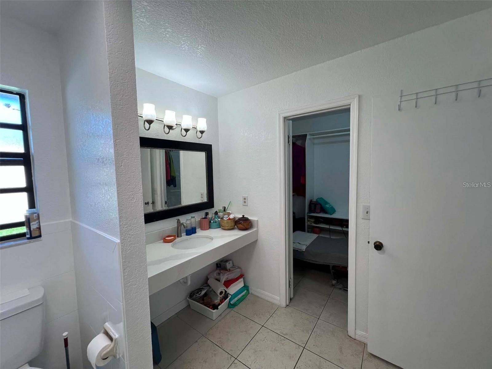 8936 ROSE HILL DRIVE, Orlando, FL 32818 8936 ROSE HILL DRIVE, Orlando, FL 32818