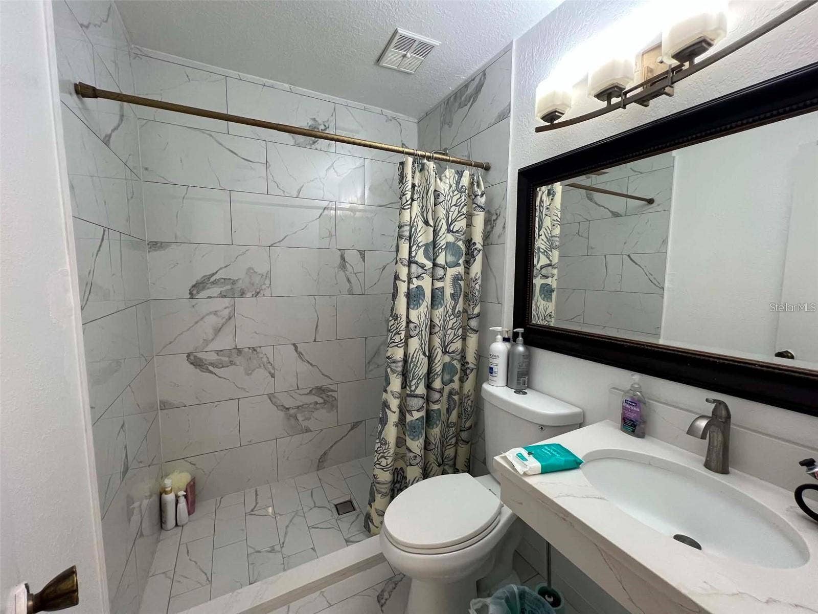 8936 ROSE HILL DRIVE, Orlando, FL 32818 8936 ROSE HILL DRIVE, Orlando, FL 32818