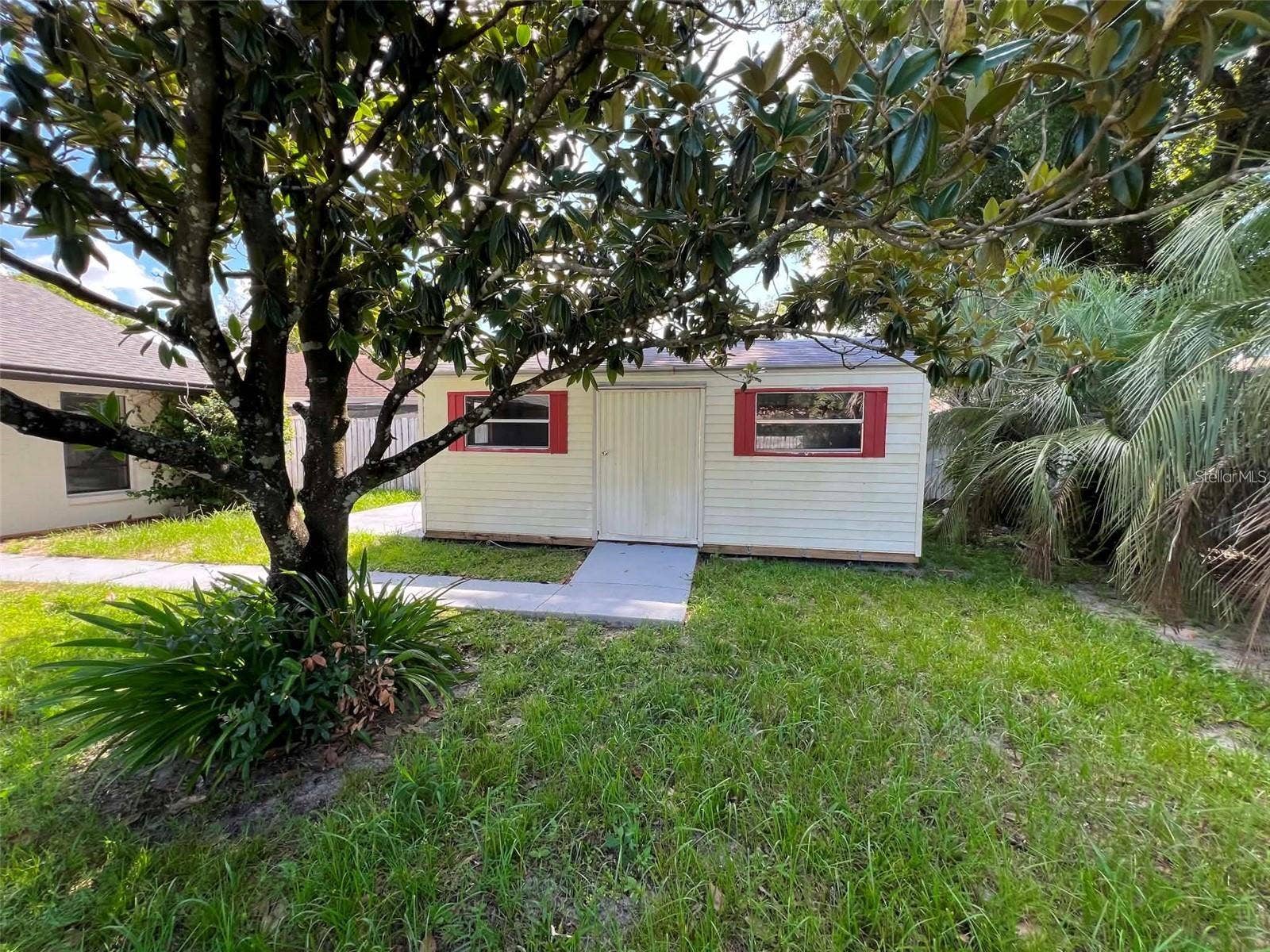 8936 ROSE HILL DRIVE, Orlando, FL 32818 8936 ROSE HILL DRIVE, Orlando, FL 32818