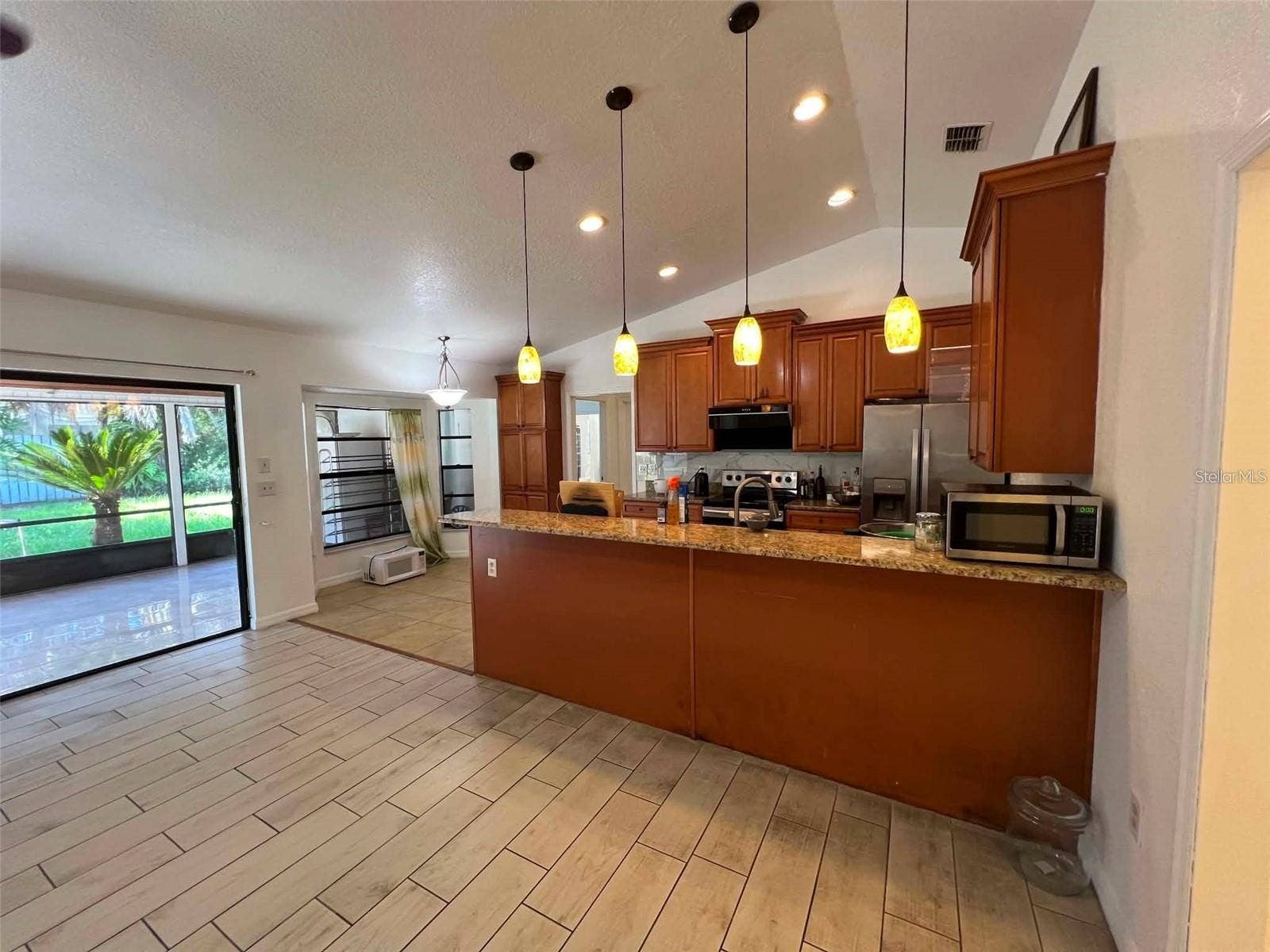 8936 ROSE HILL DRIVE, Orlando, FL 32818 8936 ROSE HILL DRIVE, Orlando, FL 32818