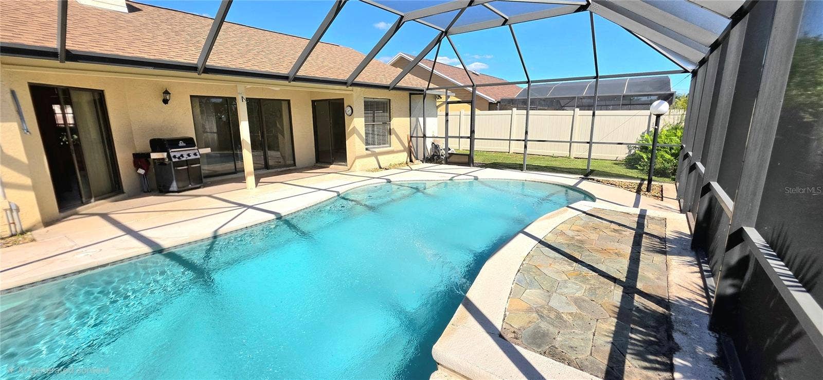 2814 EAGLE LAKE DRIVE, Orlando, FL 32837 2814 EAGLE LAKE DRIVE, Orlando, FL 32837