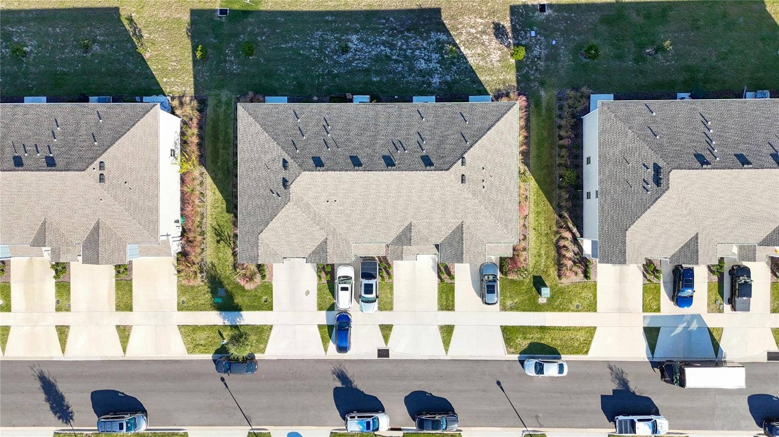 2614 RUNNERS CIRCLE, Clermont, FL 34714 2614 RUNNERS CIRCLE, Clermont, FL 34714