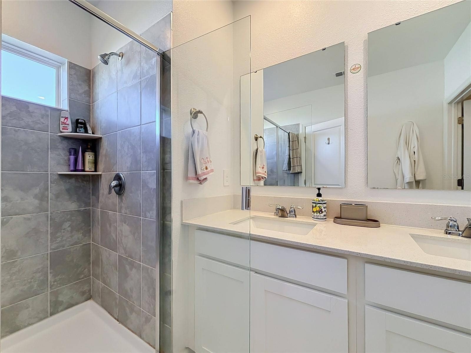 2614 RUNNERS CIRCLE, Clermont, FL 34714 2614 RUNNERS CIRCLE, Clermont, FL 34714