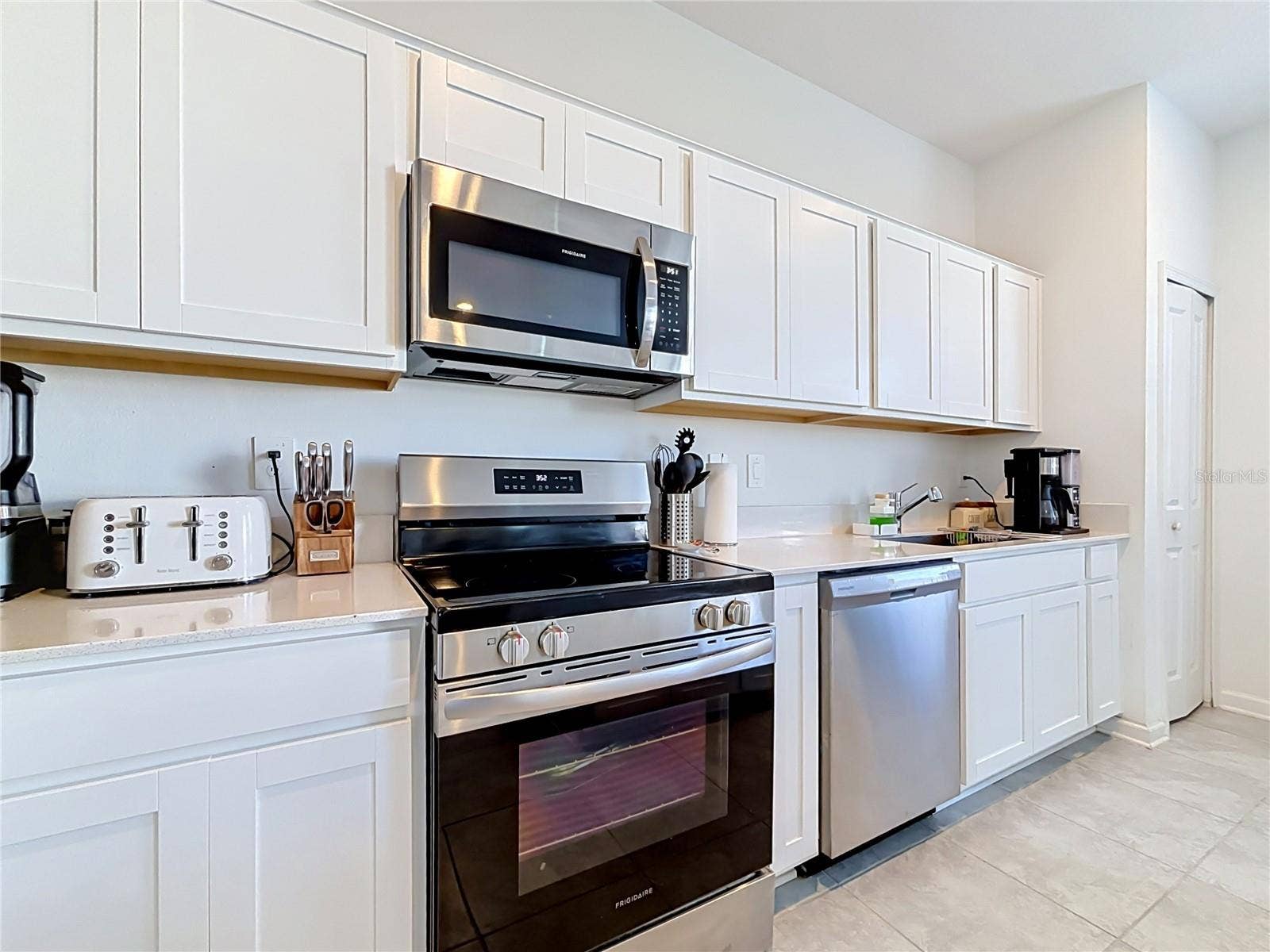 2614 RUNNERS CIRCLE, Clermont, FL 34714 2614 RUNNERS CIRCLE, Clermont, FL 34714