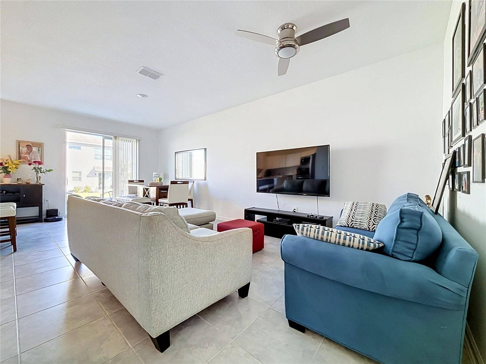 2614 RUNNERS CIRCLE, Clermont, FL 34714 2614 RUNNERS CIRCLE, Clermont, FL 34714