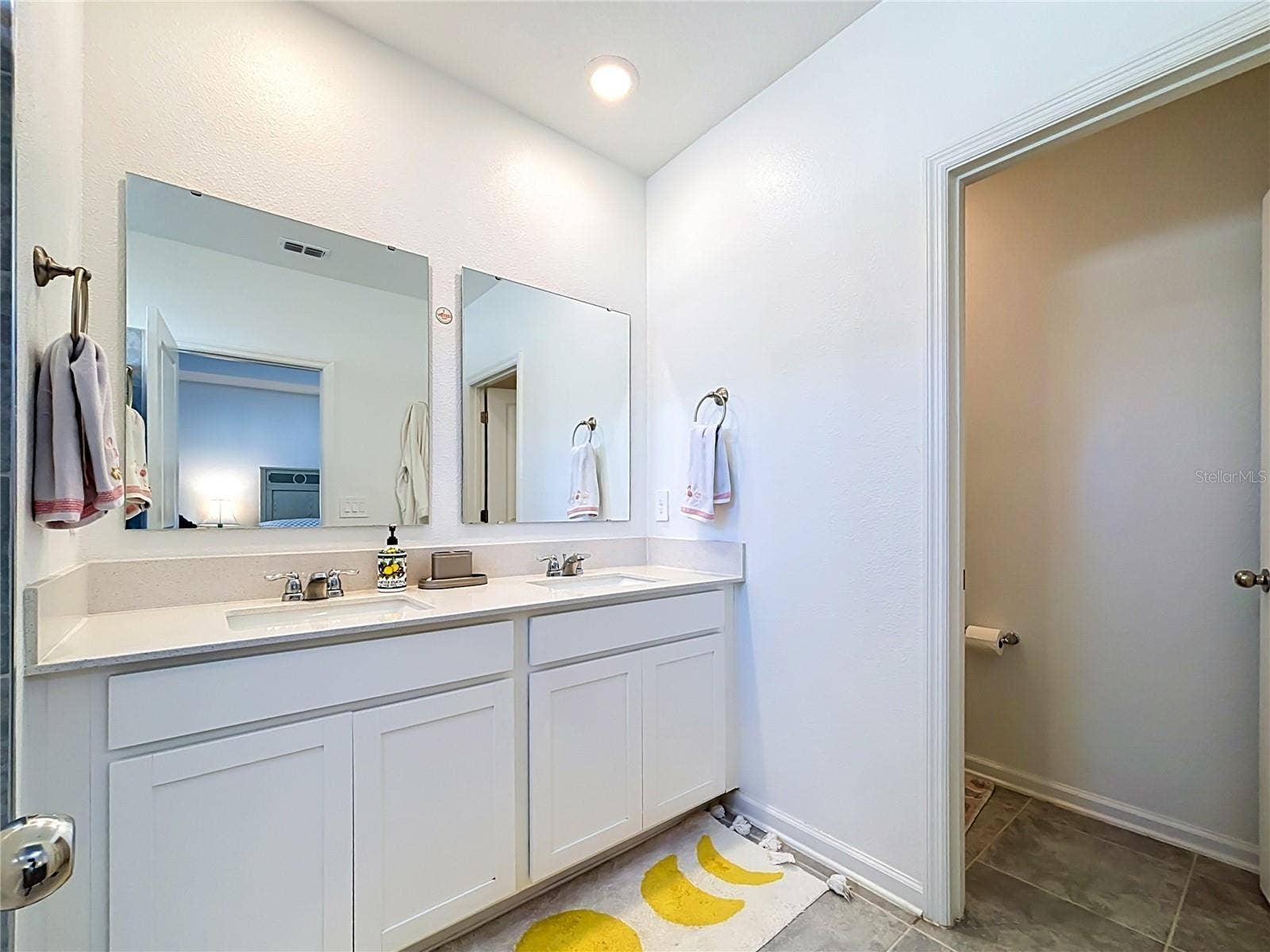 2614 RUNNERS CIRCLE, Clermont, FL 34714 2614 RUNNERS CIRCLE, Clermont, FL 34714