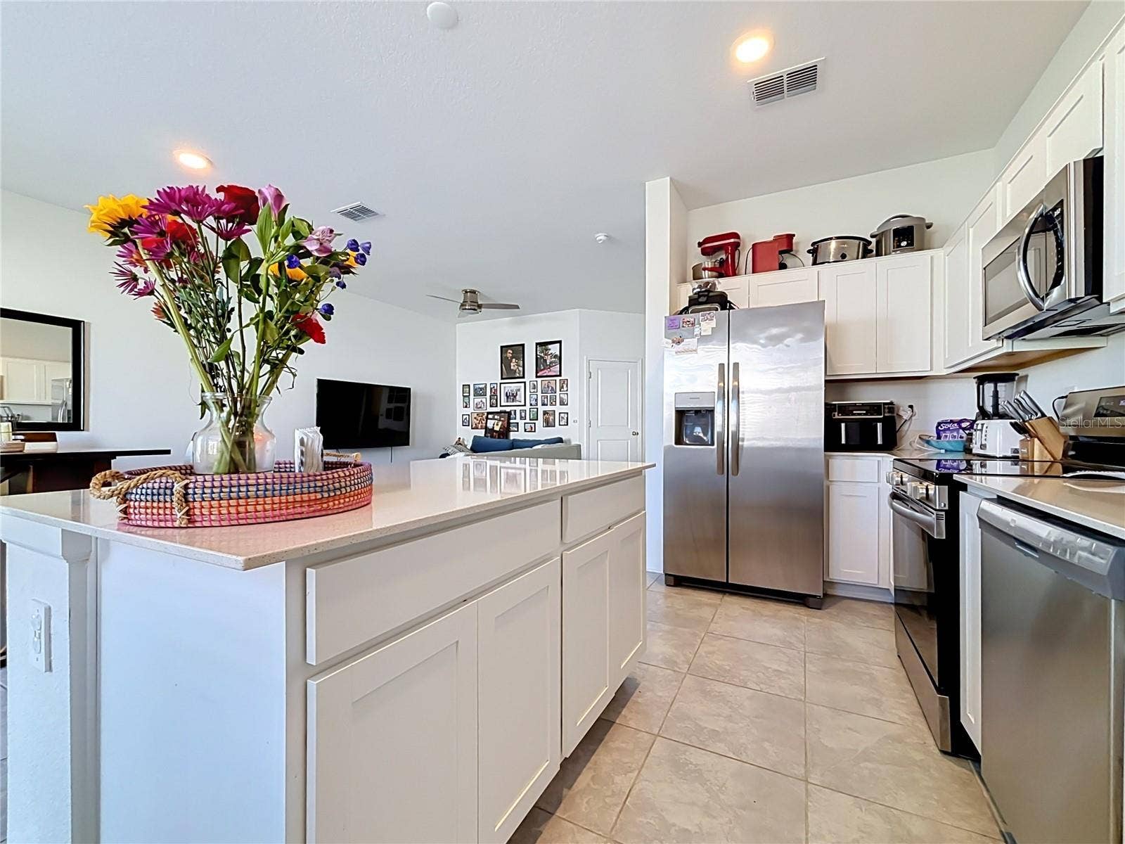 2614 RUNNERS CIRCLE, Clermont, FL 34714 2614 RUNNERS CIRCLE, Clermont, FL 34714