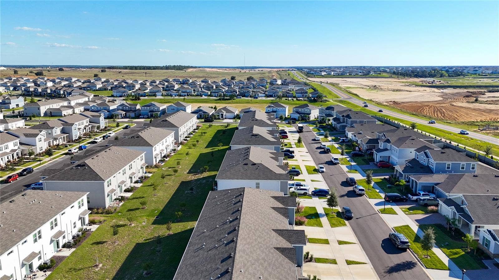 2614 RUNNERS CIRCLE, Clermont, FL 34714 2614 RUNNERS CIRCLE, Clermont, FL 34714